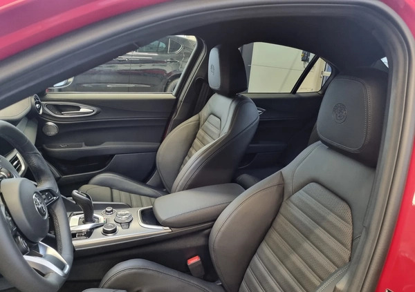 Alfa Romeo Giulia cena 238000 przebieg: 1, rok produkcji 2023 z Ostrów Mazowiecka małe 16
